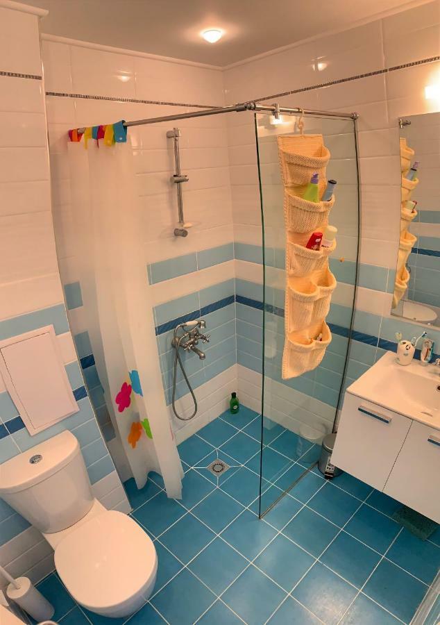 Charming Beach Holiday Apartment 洛泽内茨 外观 照片